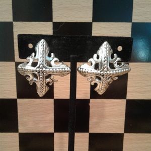 Vintage Clip Earings